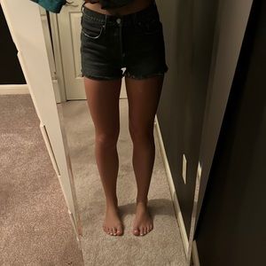 LEVIS 501 high waisted black jean short. Size 26. Perfect condition, worn once